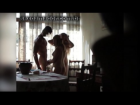❤️ دوستان سکس یک مرد غول پیکر و سه نفری را با او دعوت می کنند ☑ پورنو در fa.pornobot.ru ❌