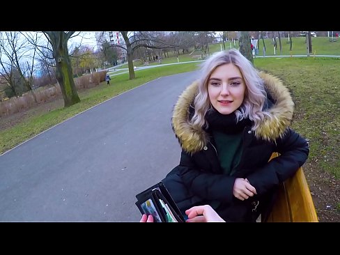 ❤️ برای پول، تقدیر از یک غریبه را قورت می دهد - کار بامزه در پارک اثر Eva Elfie ☑ پورنو در fa.pornobot.ru ❌